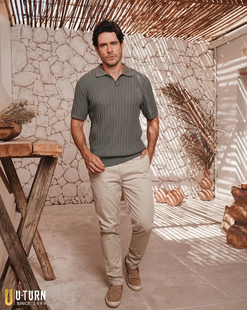علامتنا بأسلوب بسيط